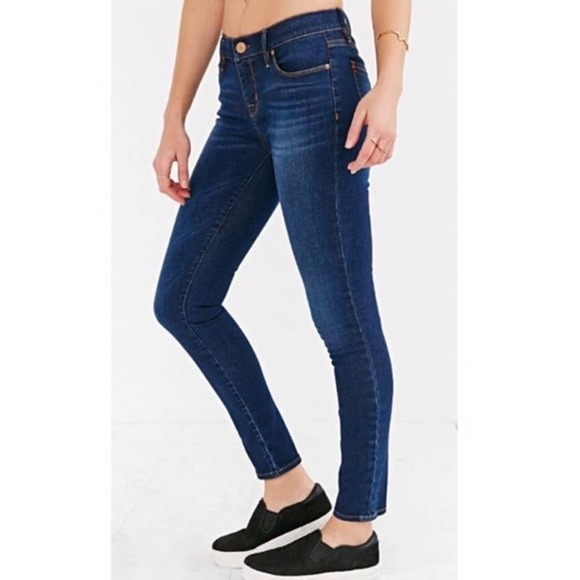 BDG Denim - BDG Mid Rise Twig Ankle Jeans Urban Outfitters